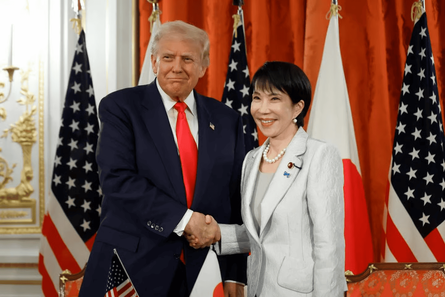 Trump e Prmeira ministra do Japão